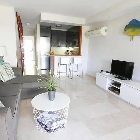 Villa Chalet Adosado En Pasito Bm10